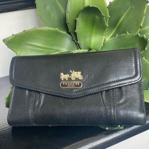 Coach genuine leather wallet clutch purse black gold stage coach